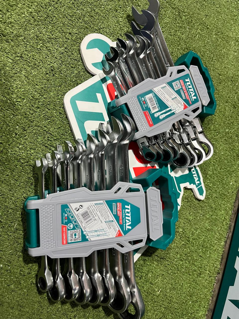 JUEGOS DE LLAVE RATCH (1 FIJO 1 FLEXIBLE) THT103RK166